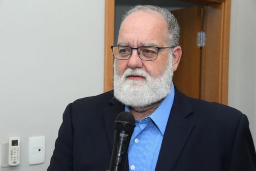 Bernardi. "O município tem obrigação em ajudar pagando aluguel e arcando com outros custos"