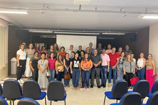 No Auditório 'Tania Bambozzi', da Etec-Matão. Objetivo da reunião foi discutir medidas de segurança para as instituições de ensino, como a divulgação de um folder para instruir melhor os pai