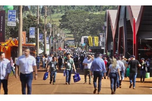 Agrishow 2023. Maior feira agrotecnológica da América Latina reúne mais de 195 mil visitantes em Ribeirão Preto e movimenta inéditos R$ 13,3 bilhões