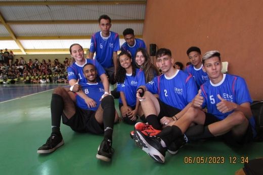 Vôlei Misto. Equipe da Etec-Matão