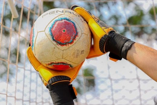 Taça Kito Pereira de Veteranos. Quarta rodada teve cinco jogos, no sábado (20)