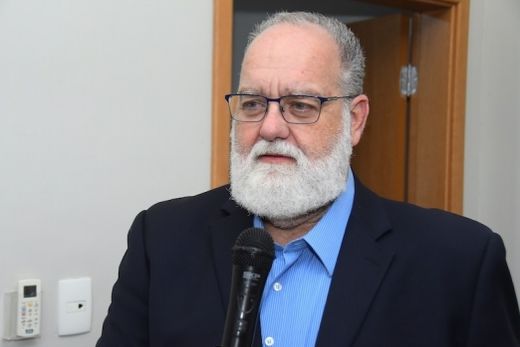 Paulo Bernardi. "Vários municípios brasileiros já adotaram o sistema"