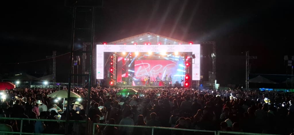 Grande público foi registrado na noite do sábado (17)