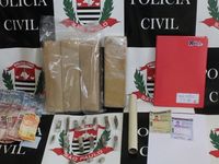 Polícia Civil realiza apreensão de drogas no Jardim Paraíso — foto 2 de 2
