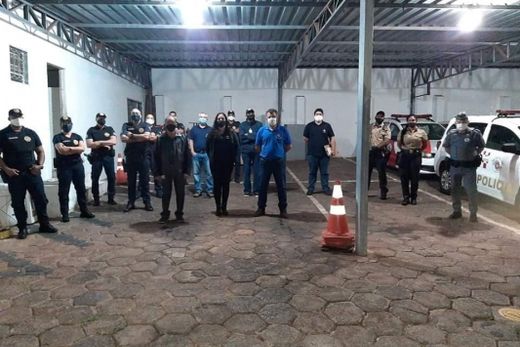 Fiscalização aplica multas em pessoas e estabelecimentos — foto 6 de 9