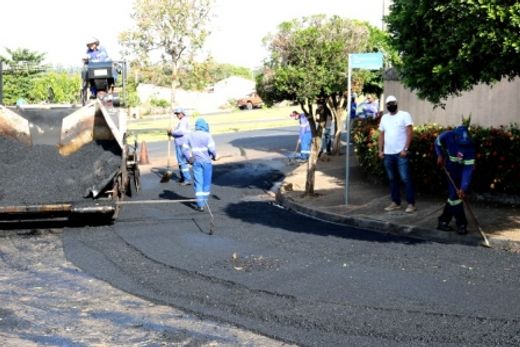 Ruas da cidade recebem mais 42 mil m² de recapeamento — foto 2 de 2