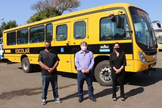 Mais um ônibus escolar chega para Matão — foto 2 de 2