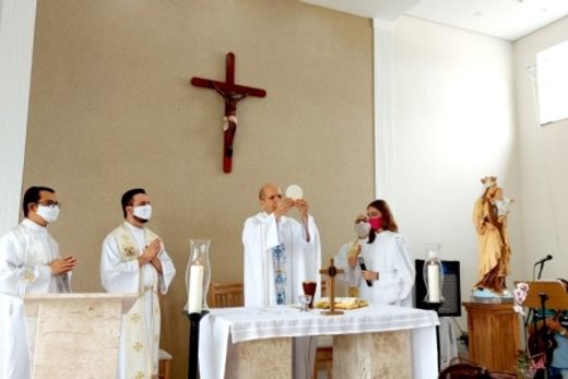 Alpha e Ômega inaugura capela — foto 2 de 2