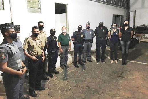 Autoridades fiscalizam desacato a fase emergencial — foto 2 de 4