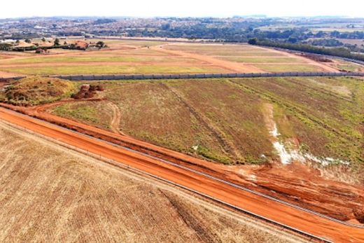 Área para expansão do Senai é disponibilizada pela Prefeitura — foto 2 de 3