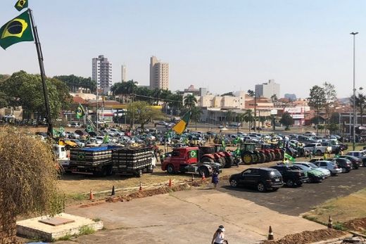 Matonenses fizeram manifestação no 7 de Setembro — foto 2 de 7