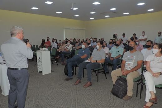 AEC-Matão realiza workshop 'Segurança do Trabalho e o eSocial' — foto 2 de 7