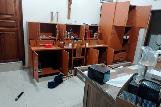 Igreja Matriz é invadida, furtada e vandalizada — foto 5 de 6
