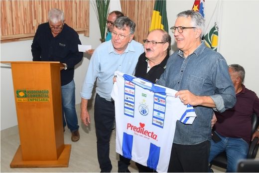 Em Matão, Padilha recebe pauta de reivindicações — foto 2 de 6
