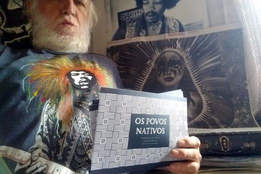 Livro Os Povos Nativos foi enviado para vários locais — foto 3 de 4