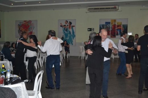Social Night: Baile do Preto e Branco — foto 26 de 30