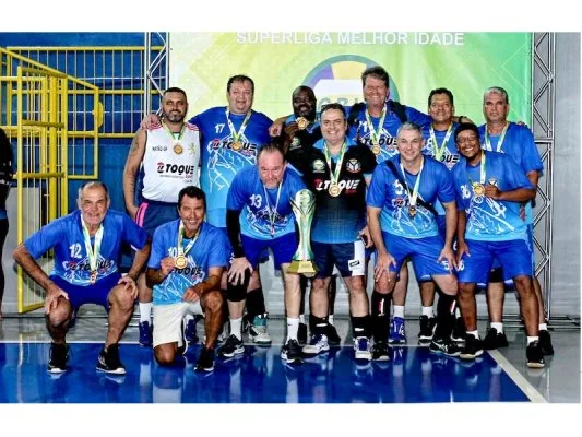 Vôlei Adaptado classifica cinco equipes para o Sul-Americano — foto 1 de 4