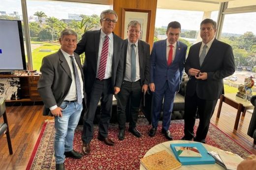 Lula e Cido assinam convênio para construção de moradias — foto 2 de 2