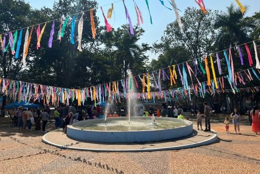 População recebeu atendimento no Arraiá da Saúde — foto 2 de 2