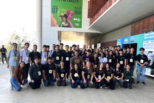 Mão Robótica, da Etec-Matão, esteve na Feteps — foto 3 de 3