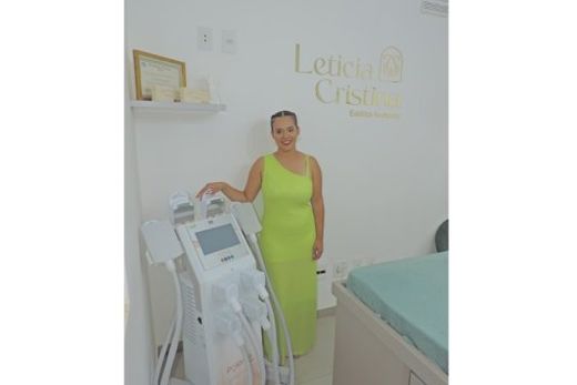 Em coquetel, Letícia Cristina apresenta estética avançada — foto 4 de 4