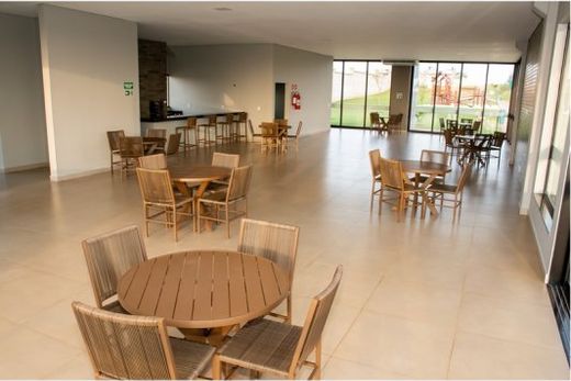 Residencial Nova Aurora oferece segurança e qualidade de vida — foto 8 de 12