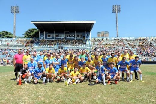 Predilecta festeja com solidariedade — foto 3 de 3