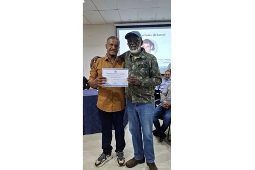 Câmara realiza entrega de homenagens em solenidade — foto 3 de 24