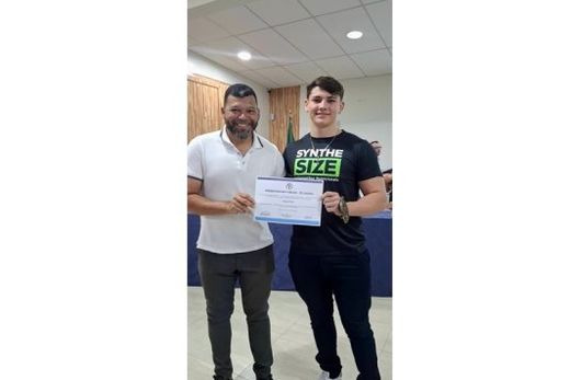Câmara realiza entrega de homenagens em solenidade — foto 10 de 24