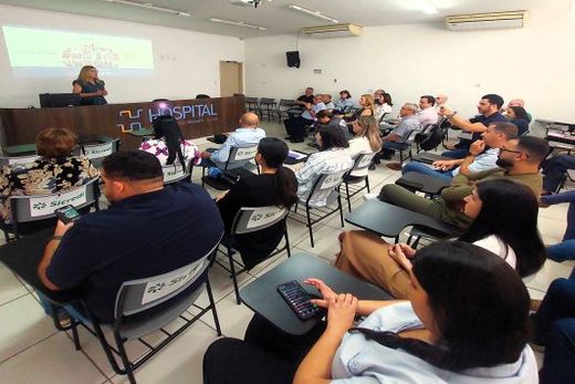 Hospital recebe prêmio pela alta qualidade no atendimento do AVC — foto 5 de 8