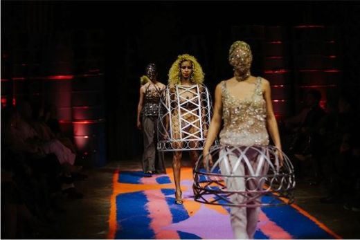 Religar cria passarela de fé, arte e identidade — foto 5 de 7