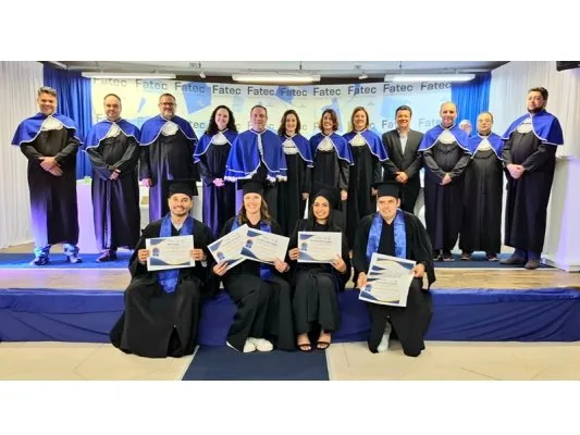 Fatec-Matão forma mais duas turmas — foto 1 de 3