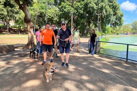 3ª Cãominhada reúne público e cães no Parque Ecológico — foto 7 de 8
