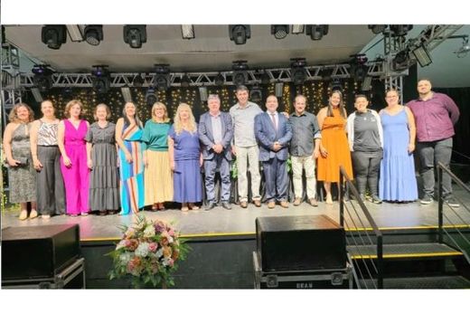 Adelino Bordignon realiza Colações de Grau dos alunos dos 9º e 3º anos — foto 2 de 3