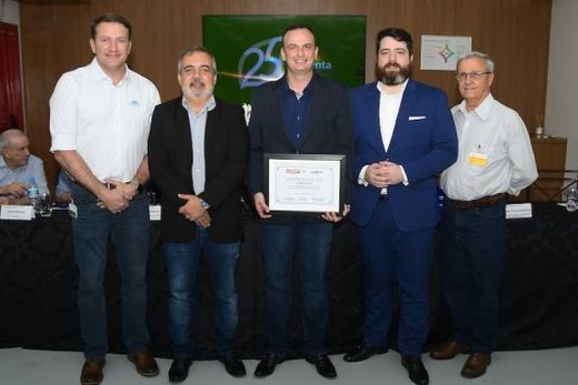 Câmara homenageia a Syngenta — foto 2 de 3