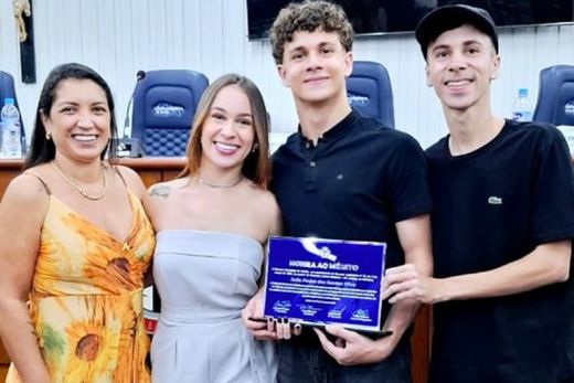 Câmara concede Honra ao Mérito ao bailarino João Pedro — foto 10 de 11