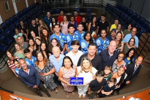 Câmara homenageia Vanessa Marquezini — foto 2 de 2