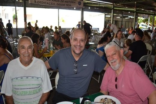 Feijoada Beneficente da ACE-Matão por Cássia Manzi — foto 10 de 13