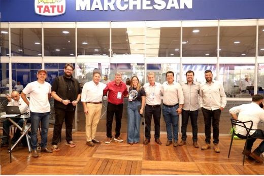 Cido Ferrari visita empresas de Matão na Agrishow — foto 2 de 2