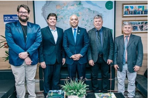 Cido vai a Brasília em busca de investimentos habitacionais — foto 3 de 3