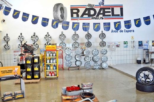 Radaeli Pneus comemora 30 anos de bons serviços — foto 2 de 2