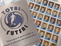 Total Futsal homenageia alunos com álbum de figurinhas especial — foto 2 de 56