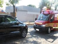 Acidente deixa mãe e filha feridas — foto 2 de 4
