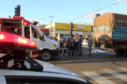 Jovem morre em acidente no Centro — foto 2 de 2