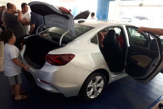 Onix Plus é apresentado em Matão pela Graciano — foto 6 de 9