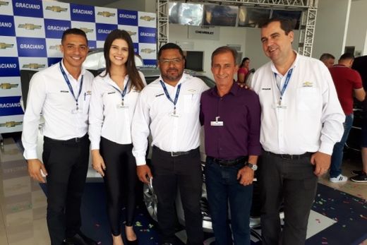 Onix Plus é apresentado em Matão pela Graciano — foto 8 de 9