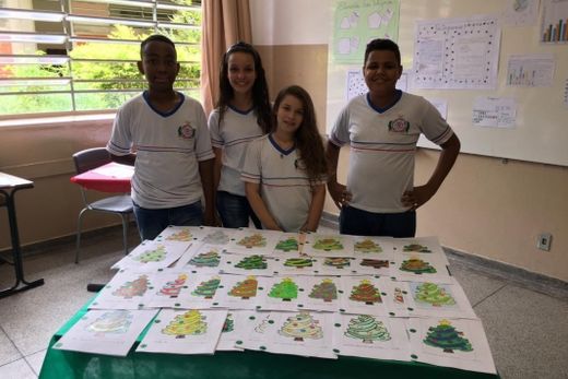Alunos constroem cantinho de leitura — foto 4 de 14